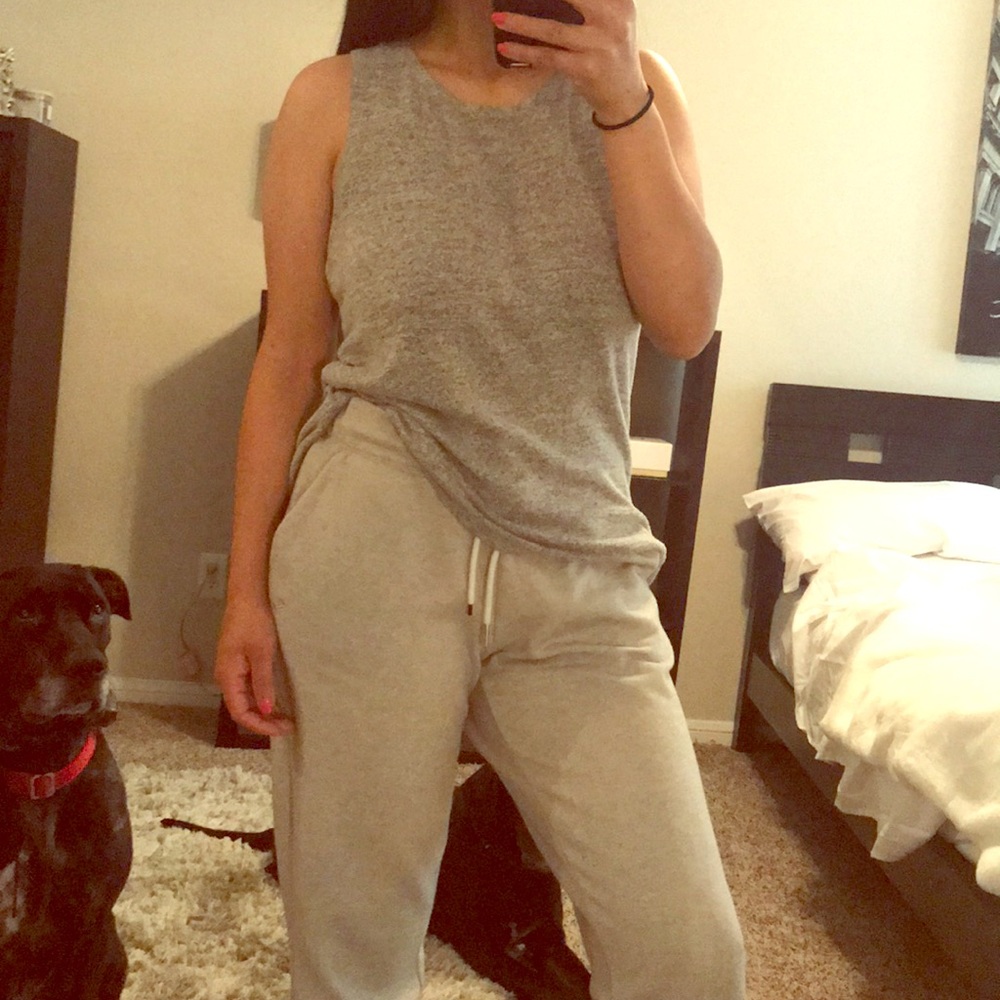 Gray top